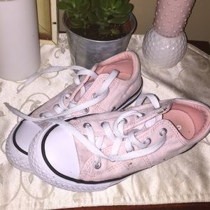 Little girl converses
